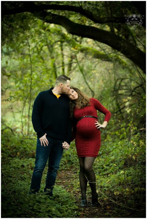 Natural and candid maternity portraits at Lake Anza in Berkeley, in the East Bay, by Nightingale Photography