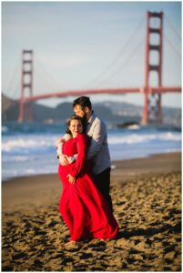 winter-beach-maternity-photos